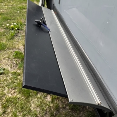Klappe fürs Wohnmobil aus ABS Kunststoff